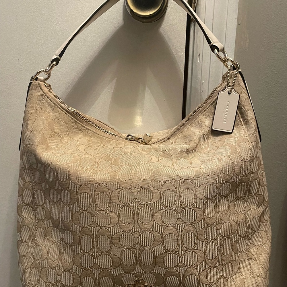 Coach Outline Signature Celeste Convertible Hobo Shoulder Bag